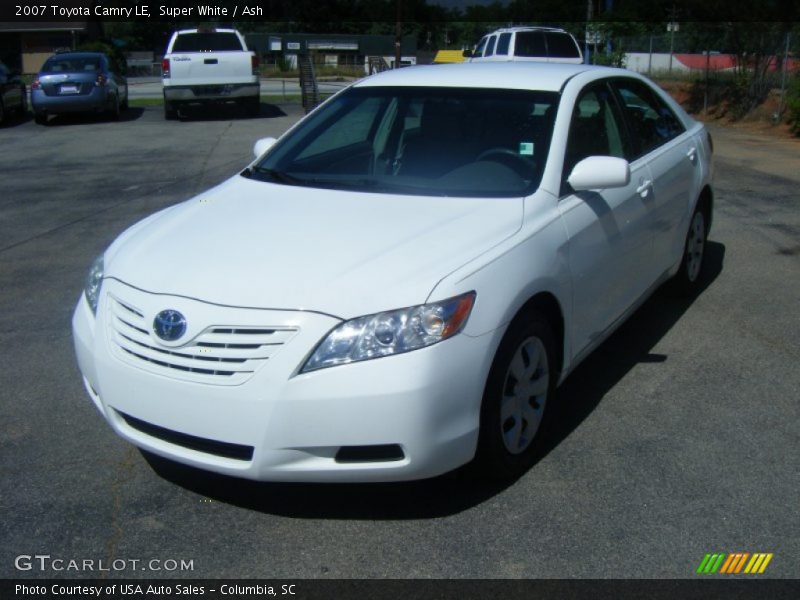 Super White / Ash 2007 Toyota Camry LE