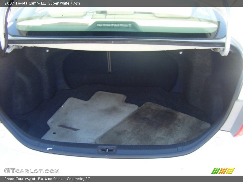 Super White / Ash 2007 Toyota Camry LE