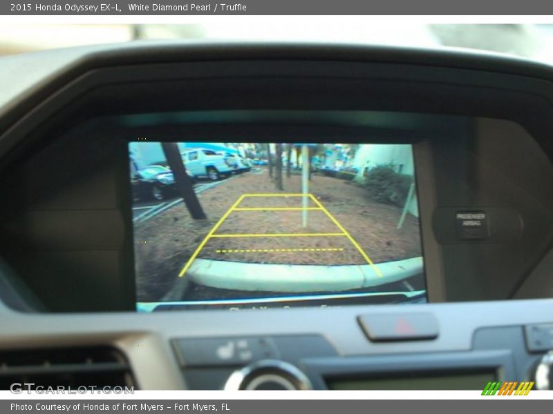 White Diamond Pearl / Truffle 2015 Honda Odyssey EX-L