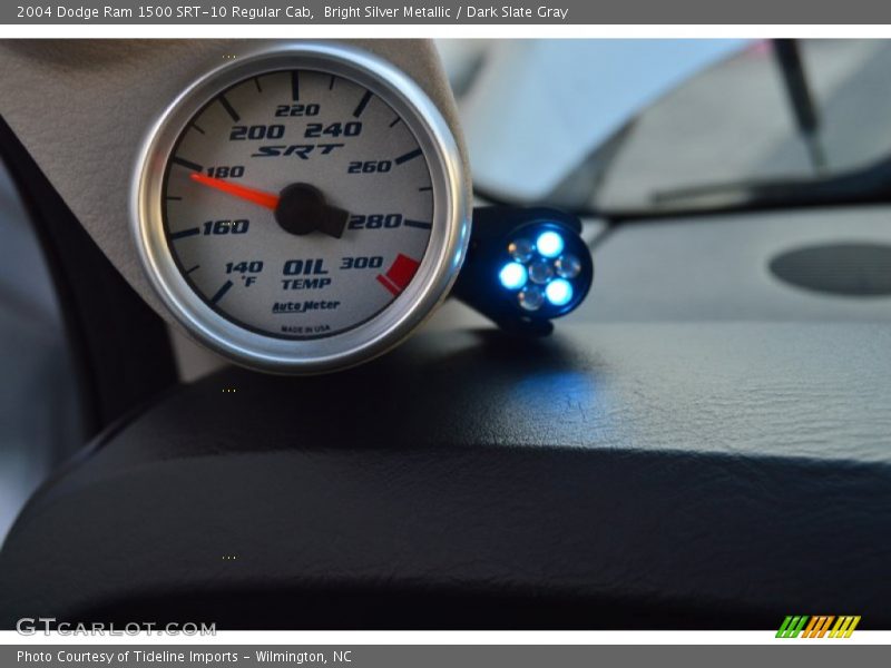 Bright Silver Metallic / Dark Slate Gray 2004 Dodge Ram 1500 SRT-10 Regular Cab