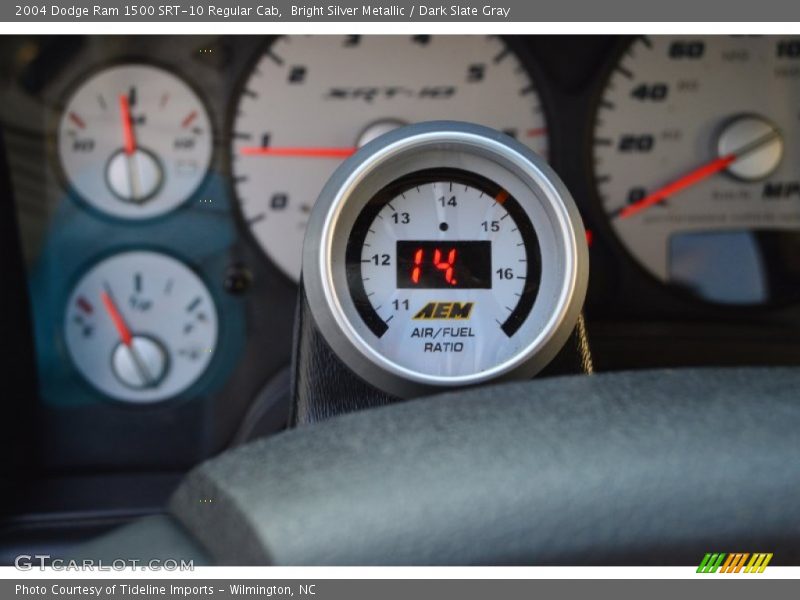 Bright Silver Metallic / Dark Slate Gray 2004 Dodge Ram 1500 SRT-10 Regular Cab