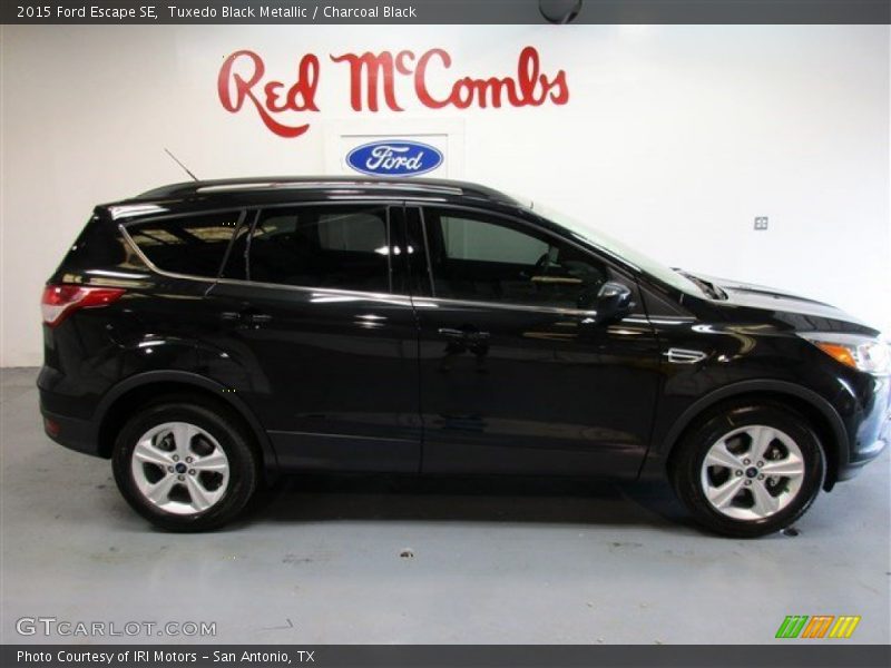 Tuxedo Black Metallic / Charcoal Black 2015 Ford Escape SE