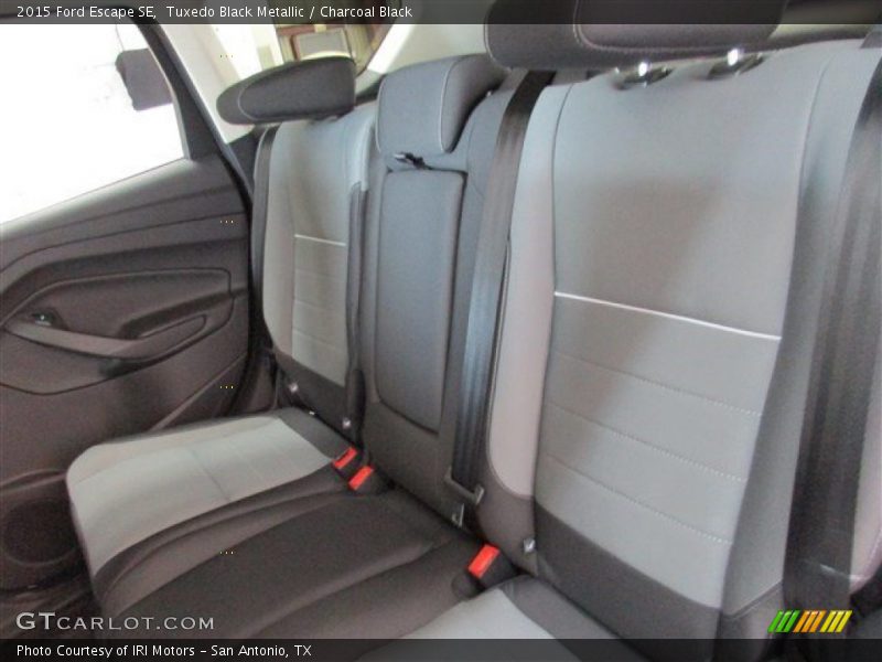 Tuxedo Black Metallic / Charcoal Black 2015 Ford Escape SE