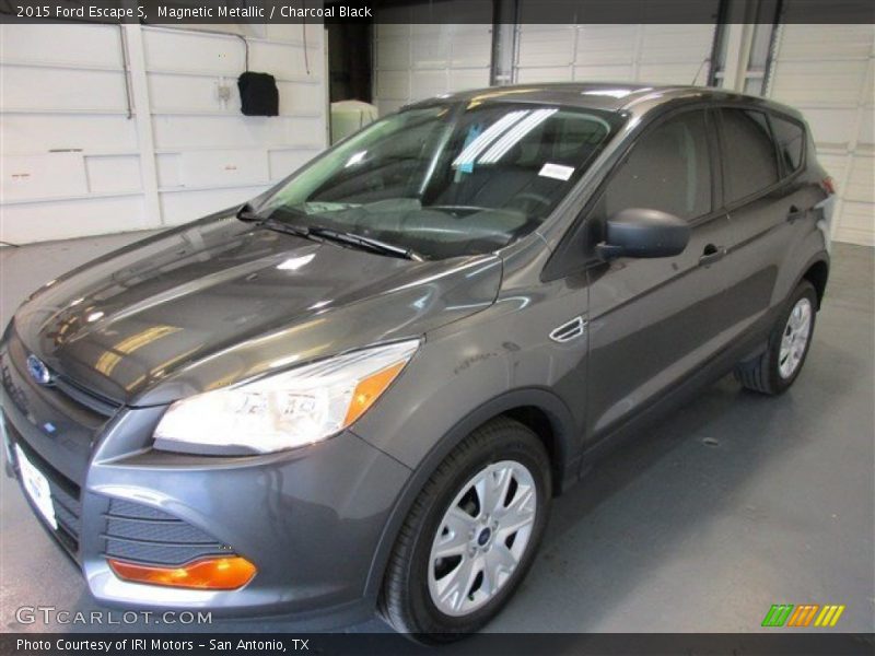 Magnetic Metallic / Charcoal Black 2015 Ford Escape S