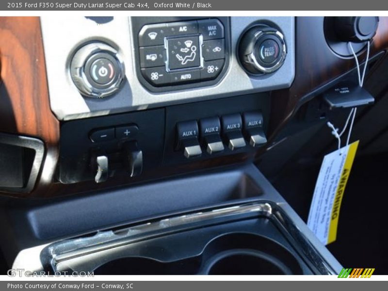Oxford White / Black 2015 Ford F350 Super Duty Lariat Super Cab 4x4