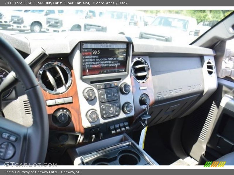 Oxford White / Black 2015 Ford F350 Super Duty Lariat Super Cab 4x4
