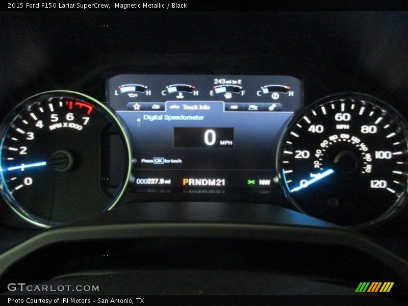 Magnetic Metallic / Black 2015 Ford F150 Lariat SuperCrew