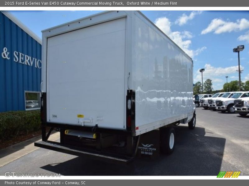 Oxford White / Medium Flint 2015 Ford E-Series Van E450 Cutaway Commercial Moving Truck