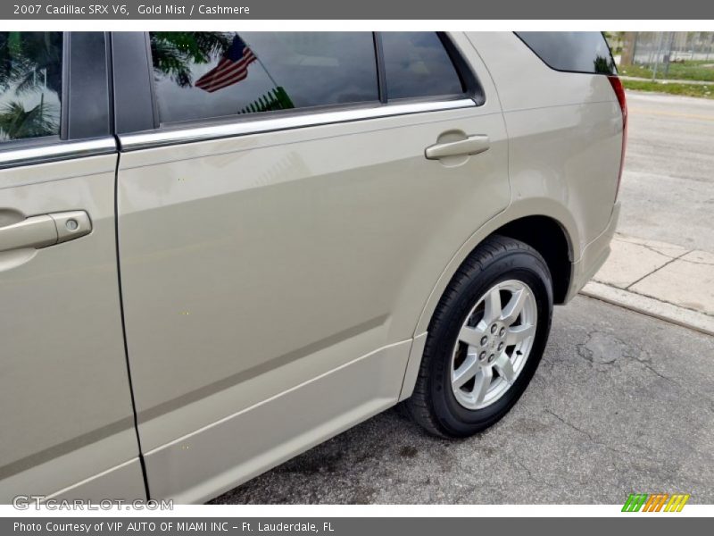 Gold Mist / Cashmere 2007 Cadillac SRX V6