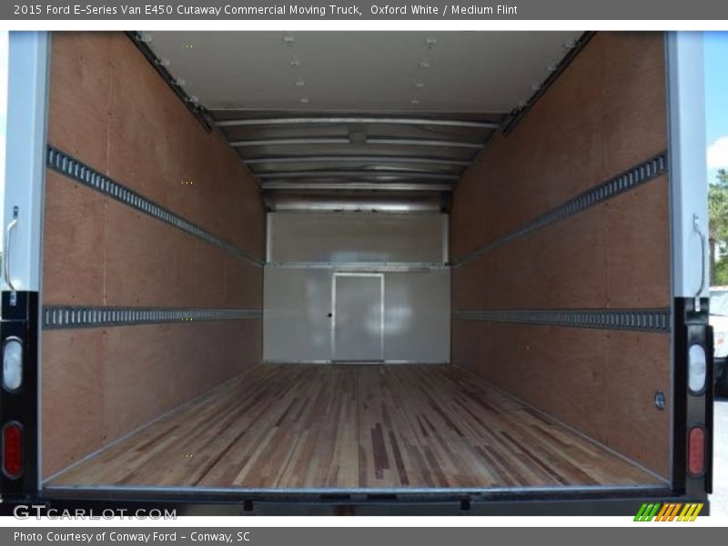 Oxford White / Medium Flint 2015 Ford E-Series Van E450 Cutaway Commercial Moving Truck