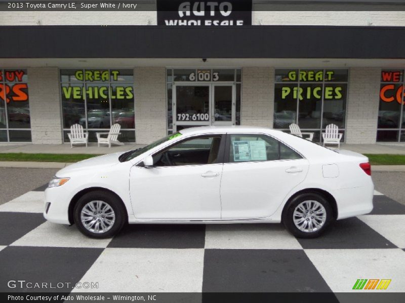 Super White / Ivory 2013 Toyota Camry LE