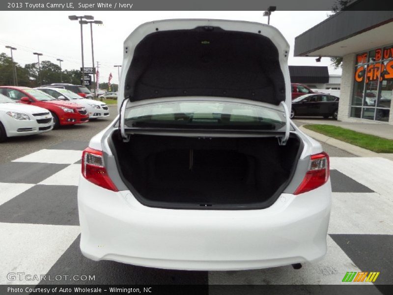 Super White / Ivory 2013 Toyota Camry LE
