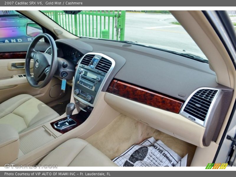 Gold Mist / Cashmere 2007 Cadillac SRX V6