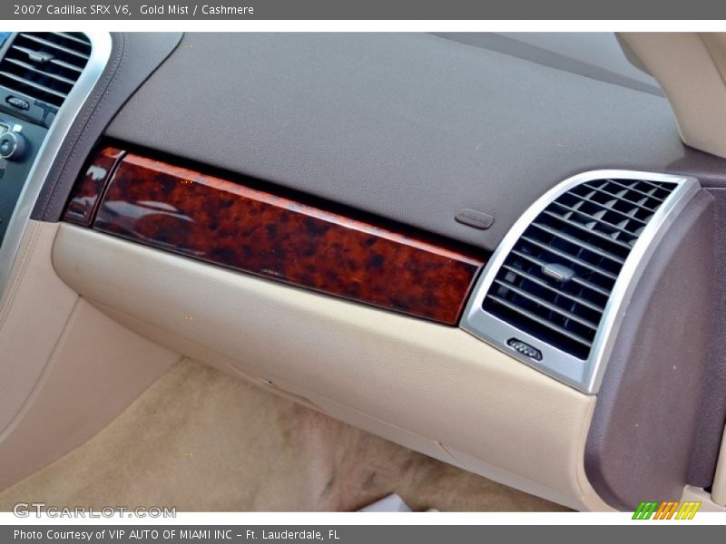 Gold Mist / Cashmere 2007 Cadillac SRX V6
