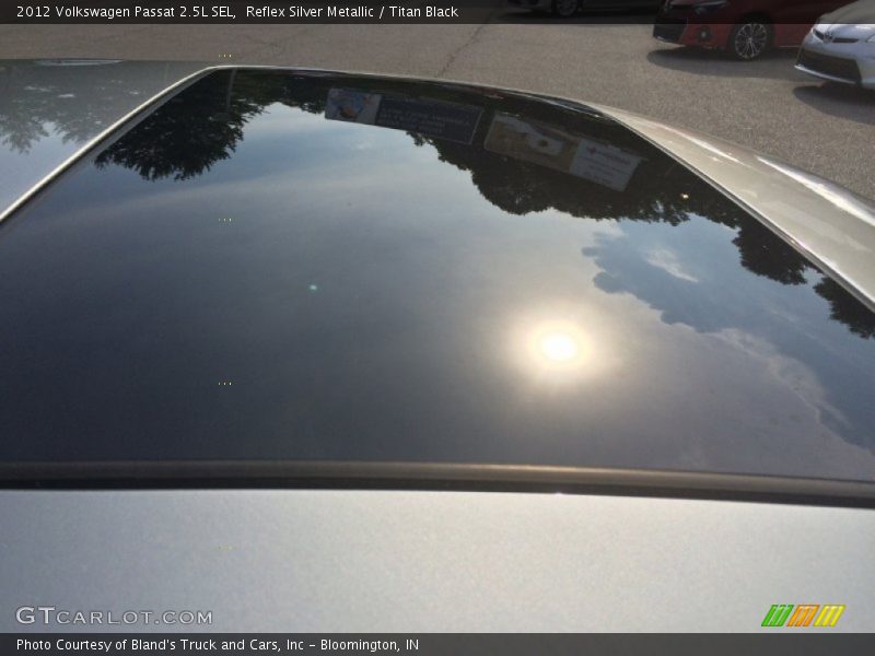 Reflex Silver Metallic / Titan Black 2012 Volkswagen Passat 2.5L SEL