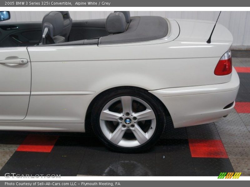 Alpine White / Grey 2005 BMW 3 Series 325i Convertible