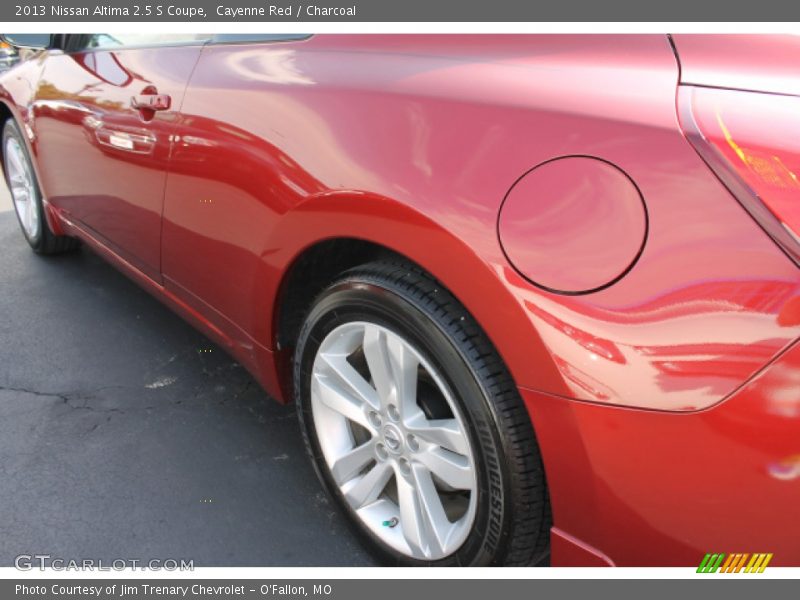 Cayenne Red / Charcoal 2013 Nissan Altima 2.5 S Coupe