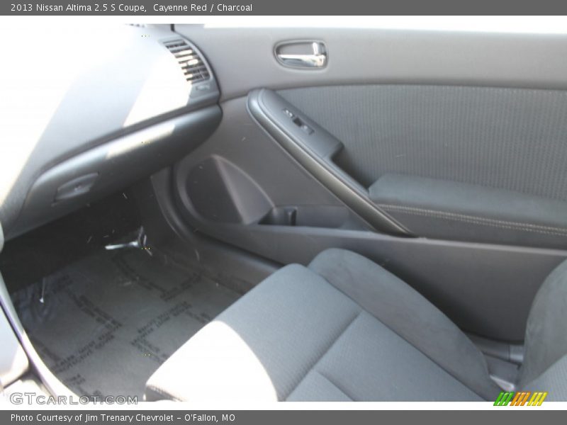 Cayenne Red / Charcoal 2013 Nissan Altima 2.5 S Coupe