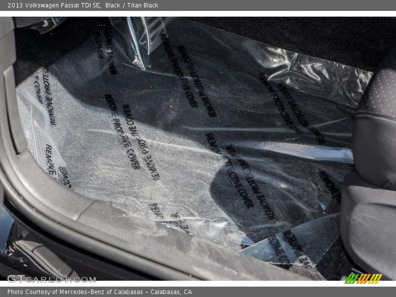 Black / Titan Black 2013 Volkswagen Passat TDI SE