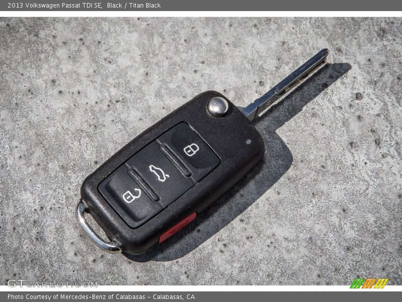 Black / Titan Black 2013 Volkswagen Passat TDI SE