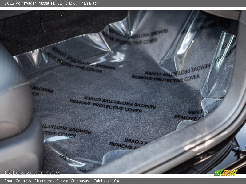 Black / Titan Black 2013 Volkswagen Passat TDI SE