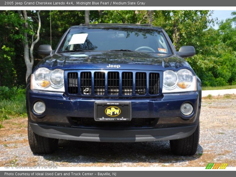 Midnight Blue Pearl / Medium Slate Gray 2005 Jeep Grand Cherokee Laredo 4x4