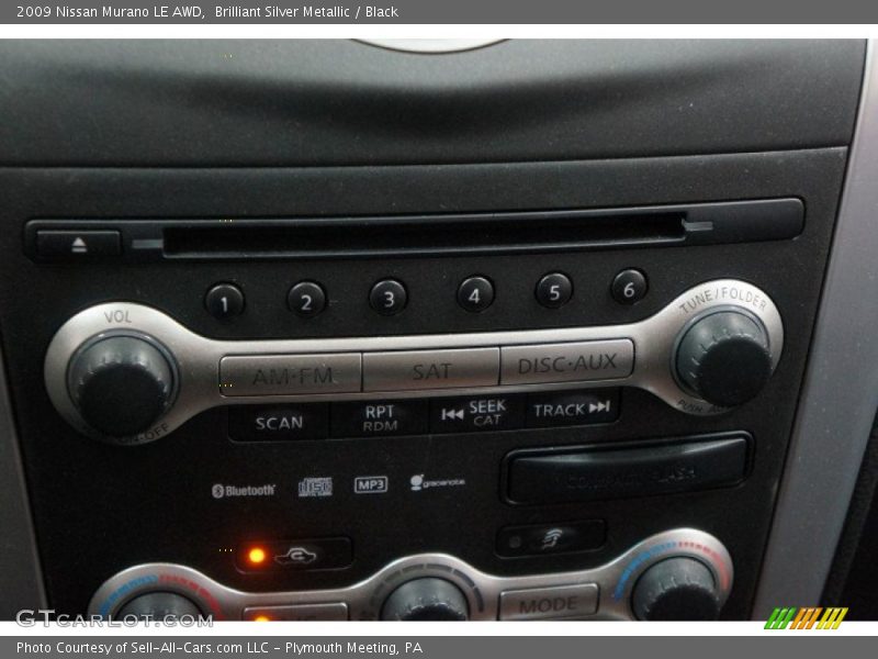 Brilliant Silver Metallic / Black 2009 Nissan Murano LE AWD