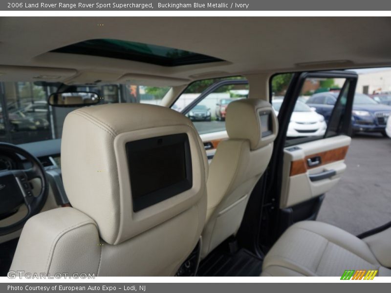 Buckingham Blue Metallic / Ivory 2006 Land Rover Range Rover Sport Supercharged
