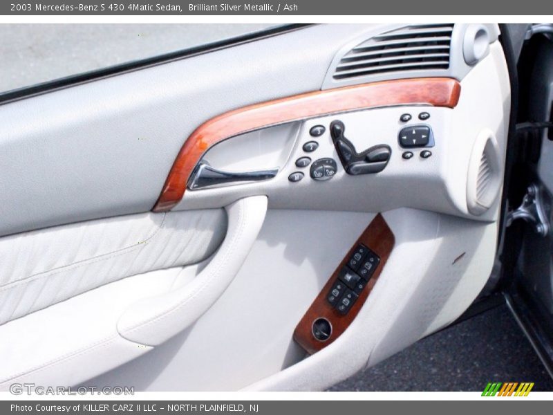 Controls of 2003 S 430 4Matic Sedan
