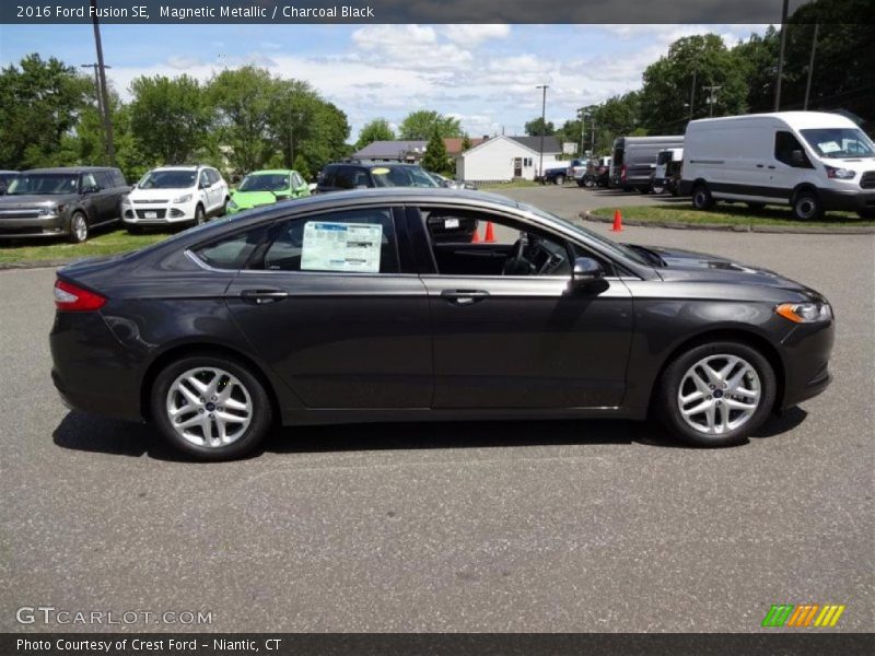 Magnetic Metallic / Charcoal Black 2016 Ford Fusion SE