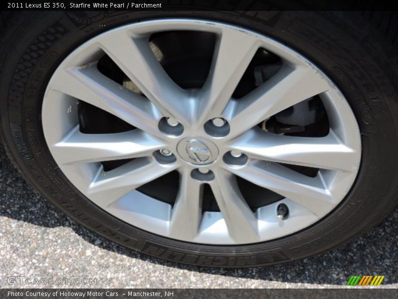 Starfire White Pearl / Parchment 2011 Lexus ES 350