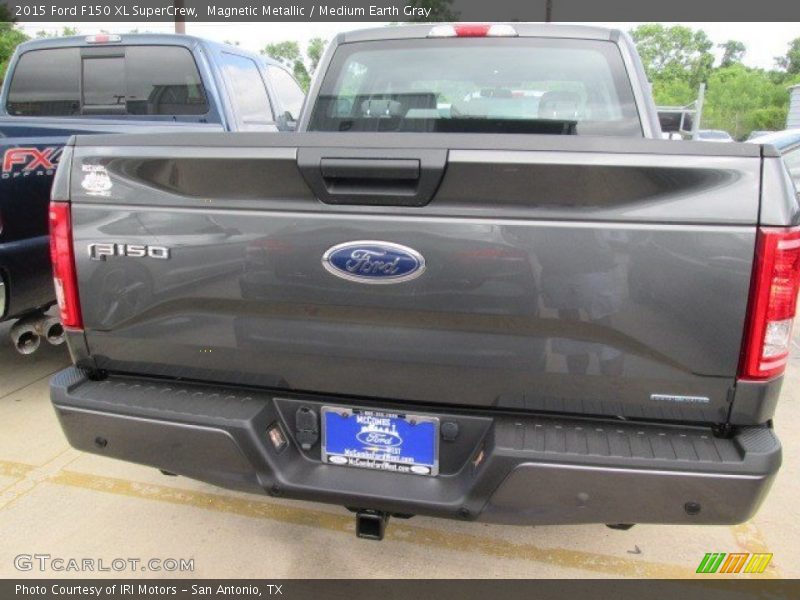 Magnetic Metallic / Medium Earth Gray 2015 Ford F150 XL SuperCrew
