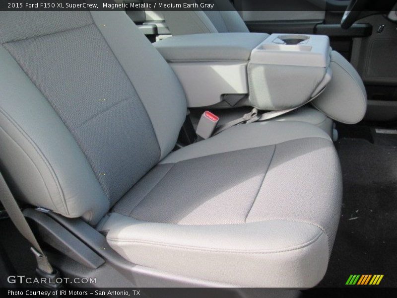 Magnetic Metallic / Medium Earth Gray 2015 Ford F150 XL SuperCrew