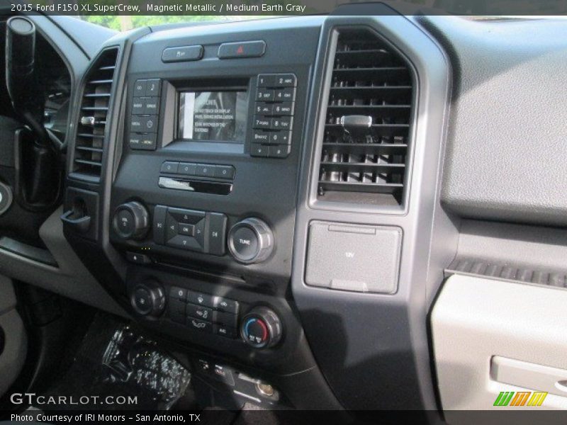 Magnetic Metallic / Medium Earth Gray 2015 Ford F150 XL SuperCrew