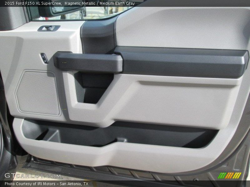 Magnetic Metallic / Medium Earth Gray 2015 Ford F150 XL SuperCrew