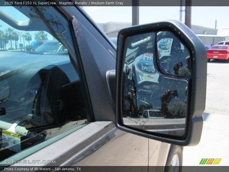 Magnetic Metallic / Medium Earth Gray 2015 Ford F150 XL SuperCrew