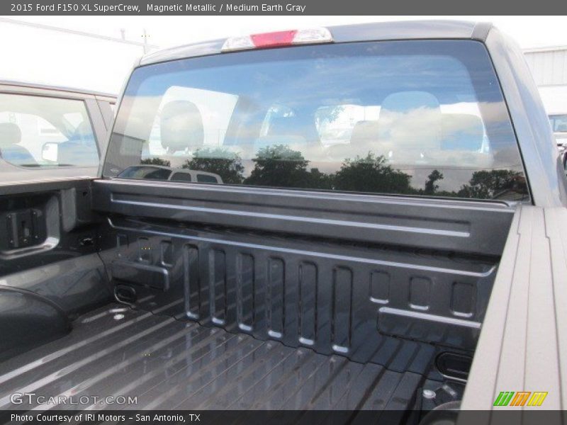 Magnetic Metallic / Medium Earth Gray 2015 Ford F150 XL SuperCrew