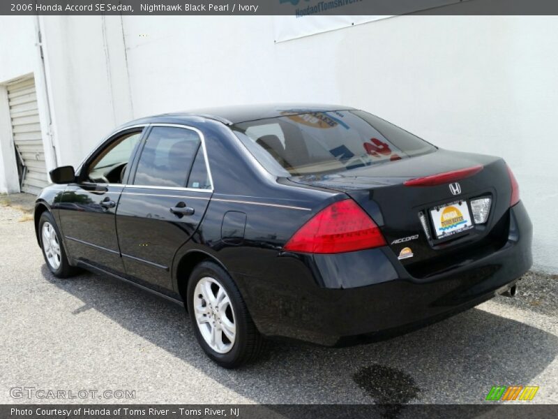 Nighthawk Black Pearl / Ivory 2006 Honda Accord SE Sedan