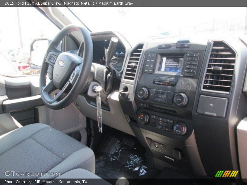 Magnetic Metallic / Medium Earth Gray 2015 Ford F150 XL SuperCrew