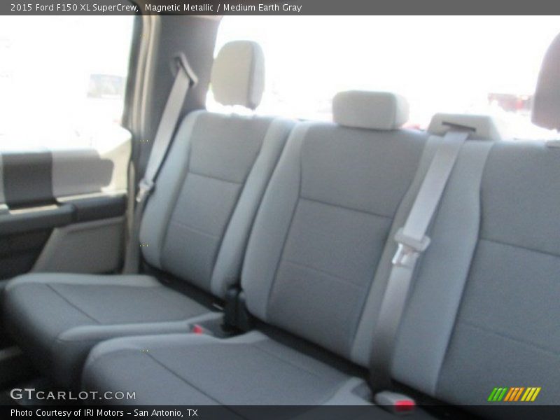 Magnetic Metallic / Medium Earth Gray 2015 Ford F150 XL SuperCrew