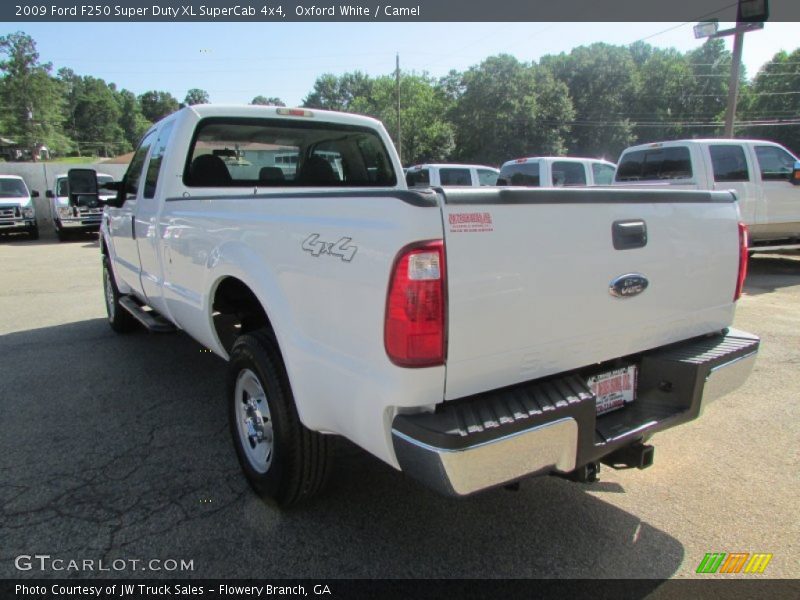 Oxford White / Camel 2009 Ford F250 Super Duty XL SuperCab 4x4