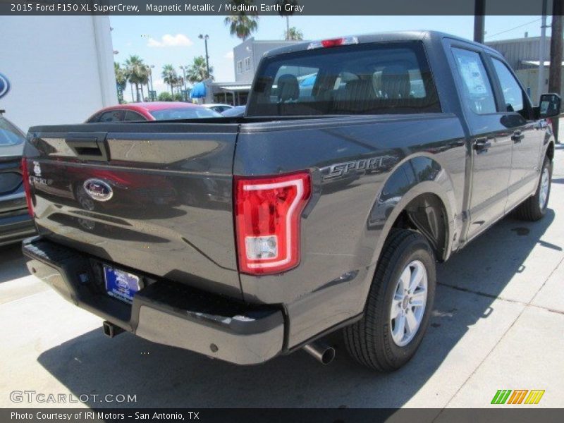 Magnetic Metallic / Medium Earth Gray 2015 Ford F150 XL SuperCrew
