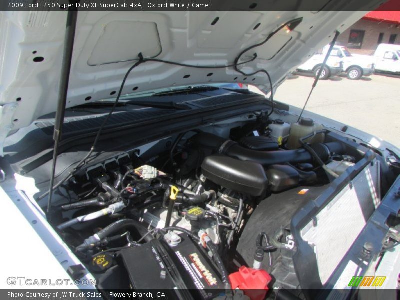 Oxford White / Camel 2009 Ford F250 Super Duty XL SuperCab 4x4