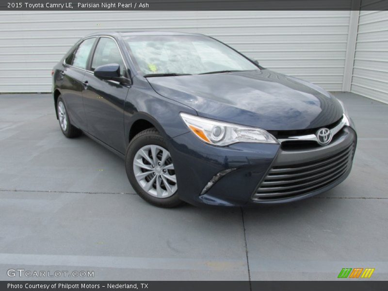 Front 3/4 View of 2015 Camry LE