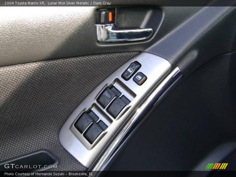 Lunar Mist Silver Metallic / Dark Gray 2004 Toyota Matrix XR