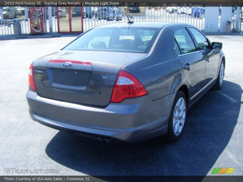 Sterling Grey Metallic / Medium Light Stone 2010 Ford Fusion SE