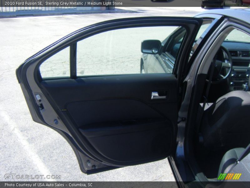 Sterling Grey Metallic / Medium Light Stone 2010 Ford Fusion SE