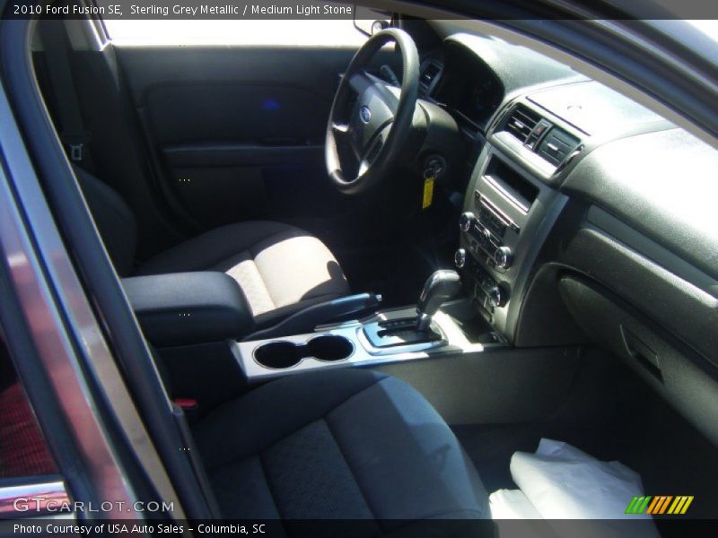 Sterling Grey Metallic / Medium Light Stone 2010 Ford Fusion SE