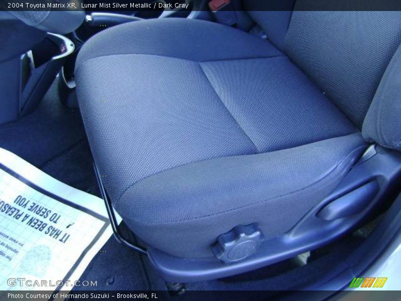 Lunar Mist Silver Metallic / Dark Gray 2004 Toyota Matrix XR