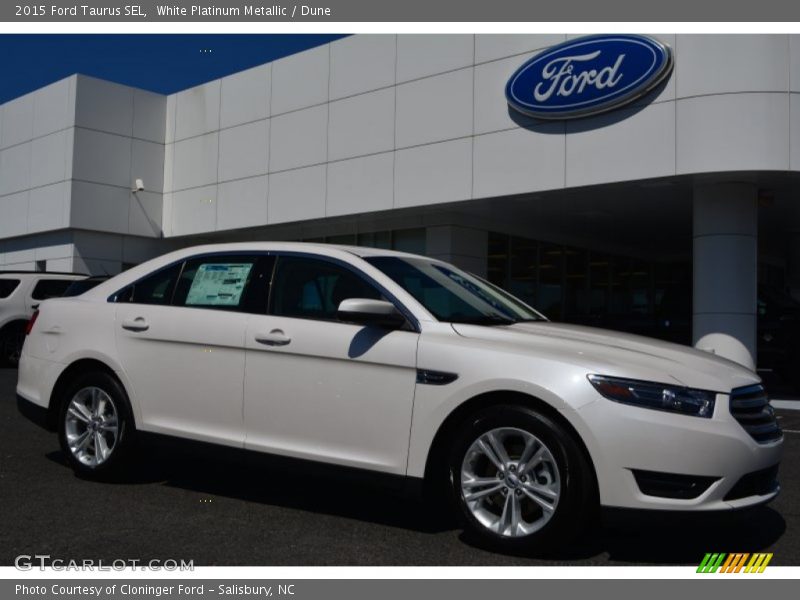 White Platinum Metallic / Dune 2015 Ford Taurus SEL